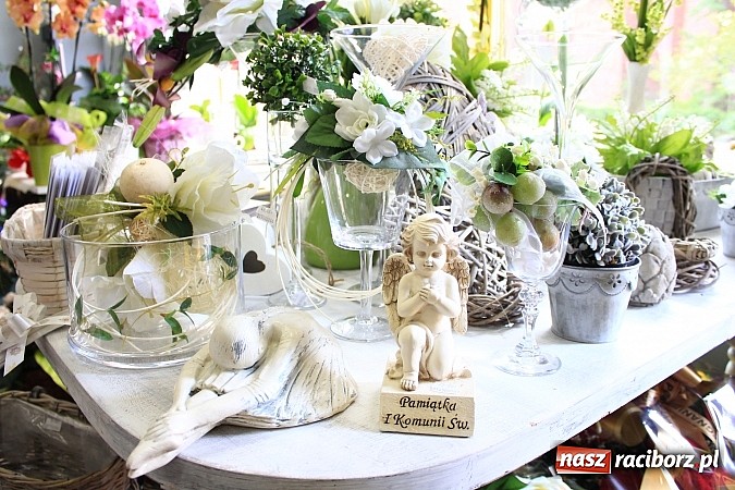 Zdjęcie w galerii na portalu naszraciborz.pl: Podaruj swojej Mamie piękne kwiaty wiadomości z regionu