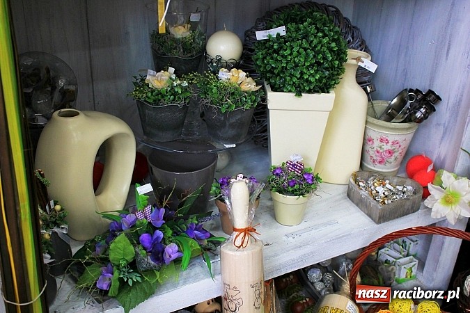 Zdjęcie w galerii na portalu naszraciborz.pl: Podaruj swojej Mamie piękne kwiaty wiadomości z regionu