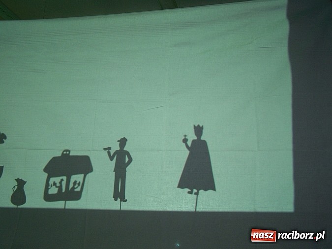 Zdjęcie w galerii na portalu naszraciborz.pl: Poznali rosyjskie tradycje... wiadomości z regionu