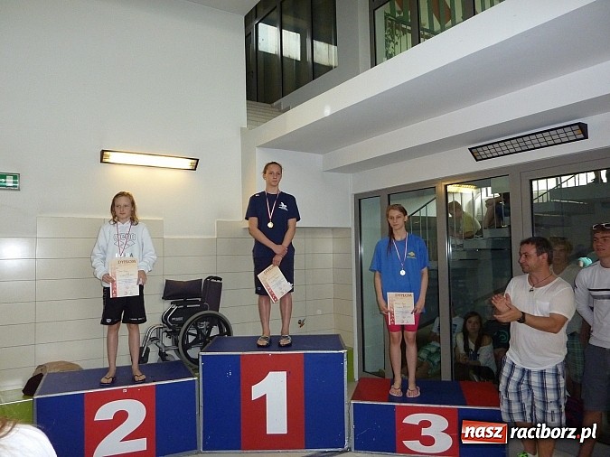 Zdjęcie w galerii na portalu naszraciborz.pl: Pływanie: GMS w złocie i srebrze wiadomości z regionu