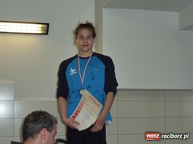 Zdjęcie w galerii na portalu naszraciborz.pl: Pływanie: GMS w złocie i srebrze wiadomości z regionu