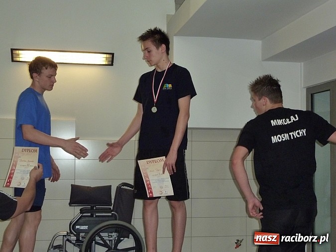 Zdjęcie w galerii na portalu naszraciborz.pl: Pływanie: GMS w złocie i srebrze wiadomości z regionu