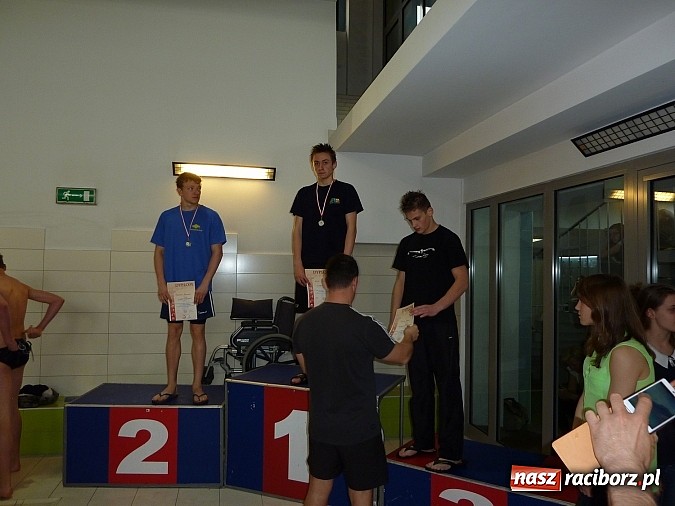 Zdjęcie w galerii na portalu naszraciborz.pl: Pływanie: GMS w złocie i srebrze wiadomości z regionu