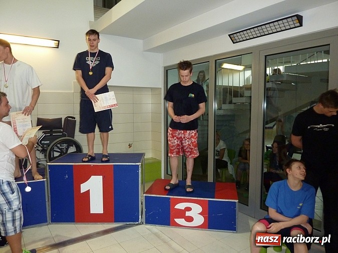 Zdjęcie w galerii na portalu naszraciborz.pl: Pływanie: GMS w złocie i srebrze wiadomości z regionu