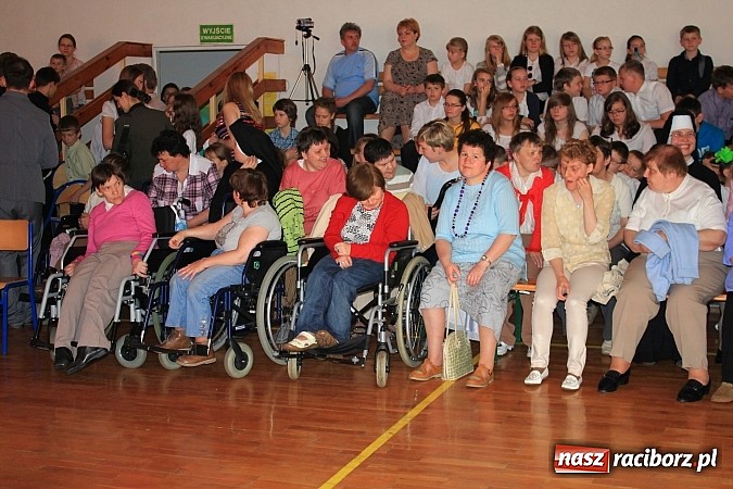 Zdjęcie w galerii na portalu naszraciborz.pl: III Festiwal pozytywnych wartości  wiadomości z regionu