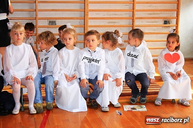 Zdjęcie w galerii na portalu naszraciborz.pl: III Festiwal pozytywnych wartości  wiadomości z regionu