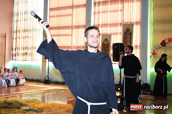 Zdjęcie w galerii na portalu naszraciborz.pl: III Festiwal pozytywnych wartości  wiadomości z regionu