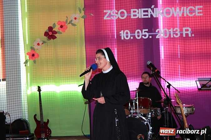 Zdjęcie w galerii na portalu naszraciborz.pl: III Festiwal pozytywnych wartości  wiadomości z regionu