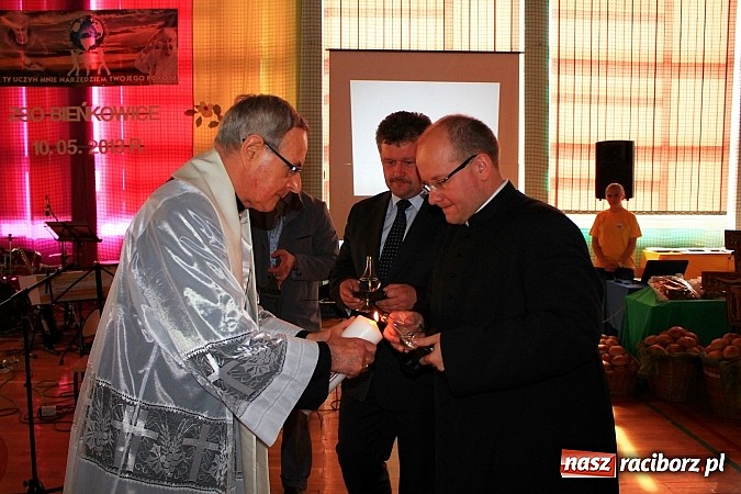 Zdjęcie w galerii na portalu naszraciborz.pl: III Festiwal pozytywnych wartości  wiadomości z regionu