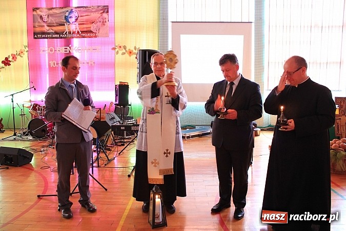 Zdjęcie w galerii na portalu naszraciborz.pl: III Festiwal pozytywnych wartości  wiadomości z regionu