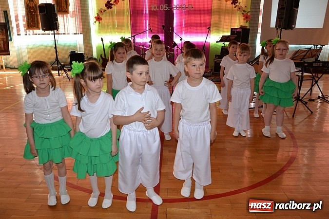 Zdjęcie w galerii na portalu naszraciborz.pl: III Festiwal pozytywnych wartości  wiadomości z regionu