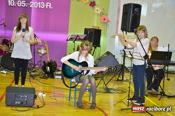 Zdjęcie w galerii na portalu naszraciborz.pl: III Festiwal pozytywnych wartości  wiadomości z regionu