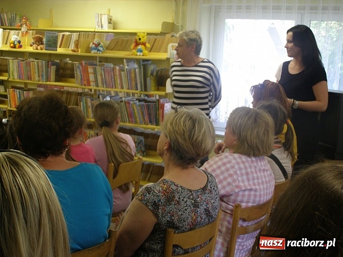 Zdjęcie w galerii na portalu naszraciborz.pl: Szkło weneckie, koraliki i guziki wiadomości z regionu