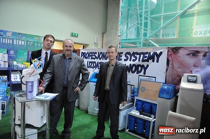 Zdjęcie w galerii na portalu naszraciborz.pl: Ruszyła 13. pietrowicka Eko-wystawa. Przyjechało blisko 130 wystawców wiadomości z regionu