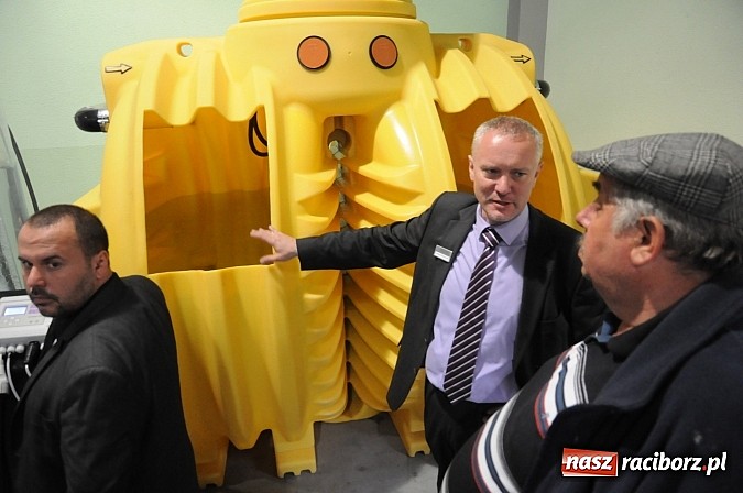 Zdjęcie w galerii na portalu naszraciborz.pl: Ruszyła 13. pietrowicka Eko-wystawa. Przyjechało blisko 130 wystawców wiadomości z regionu