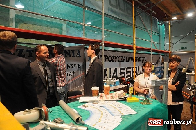 Zdjęcie w galerii na portalu naszraciborz.pl: Ruszyła 13. pietrowicka Eko-wystawa. Przyjechało blisko 130 wystawców wiadomości z regionu