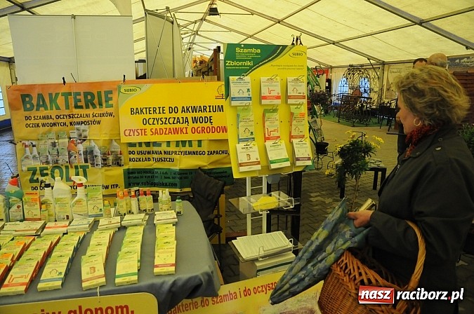 Zdjęcie w galerii na portalu naszraciborz.pl: Ruszyła 13. pietrowicka Eko-wystawa. Przyjechało blisko 130 wystawców wiadomości z regionu