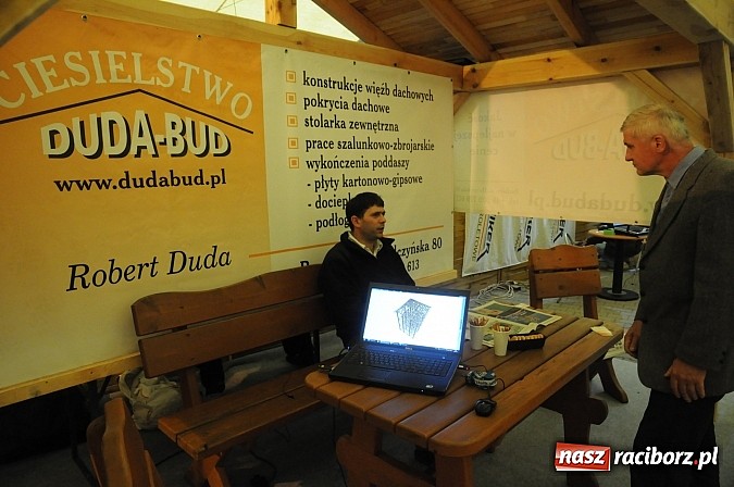 Zdjęcie w galerii na portalu naszraciborz.pl: Ruszyła 13. pietrowicka Eko-wystawa. Przyjechało blisko 130 wystawców wiadomości z regionu