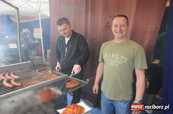 Zdjęcie w galerii na portalu naszraciborz.pl: Ruszyła 13. pietrowicka Eko-wystawa. Przyjechało blisko 130 wystawców wiadomości z regionu