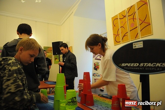 Zdjęcie w galerii na portalu naszraciborz.pl: Gry logiczne królowały w zamkowych komnatach wiadomości z regionu