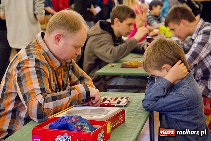 Zdjęcie w galerii na portalu naszraciborz.pl: Gry logiczne królowały w zamkowych komnatach wiadomości z regionu