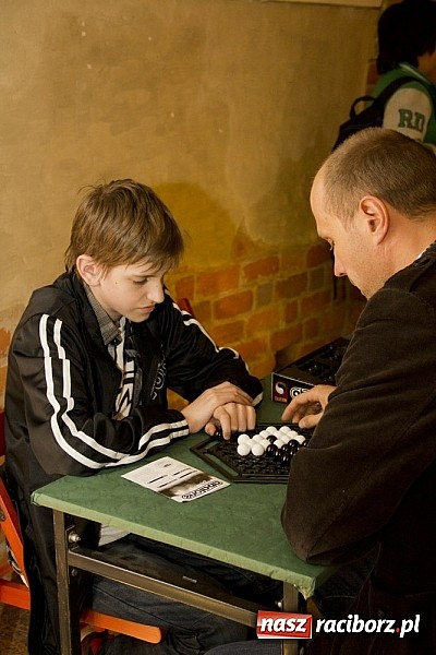 Zdjęcie w galerii na portalu naszraciborz.pl: Gry logiczne królowały w zamkowych komnatach wiadomości z regionu