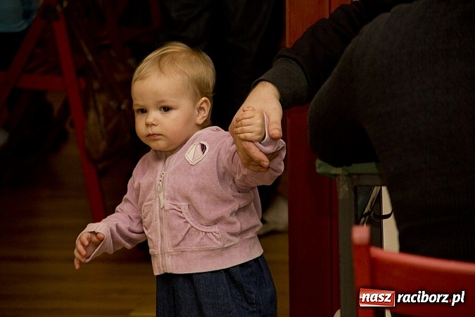 Zdjęcie w galerii na portalu naszraciborz.pl: Gry logiczne królowały w zamkowych komnatach wiadomości z regionu