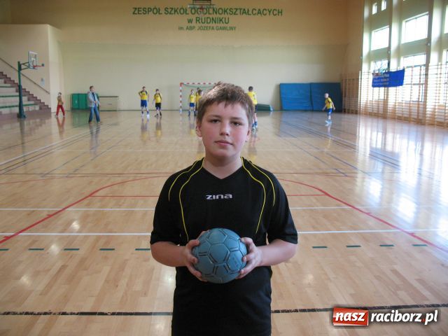 Zdjęcie w galerii na portalu naszraciborz.pl: Szczypiorniści z Pawłowa w półfinale wiadomości z regionu