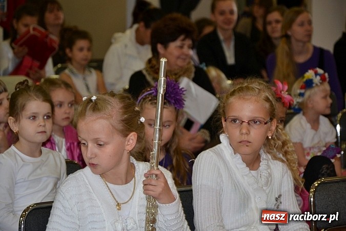 Zdjęcie w galerii na portalu naszraciborz.pl: Przegląd młodych talentów w Tworkowie wiadomości z regionu