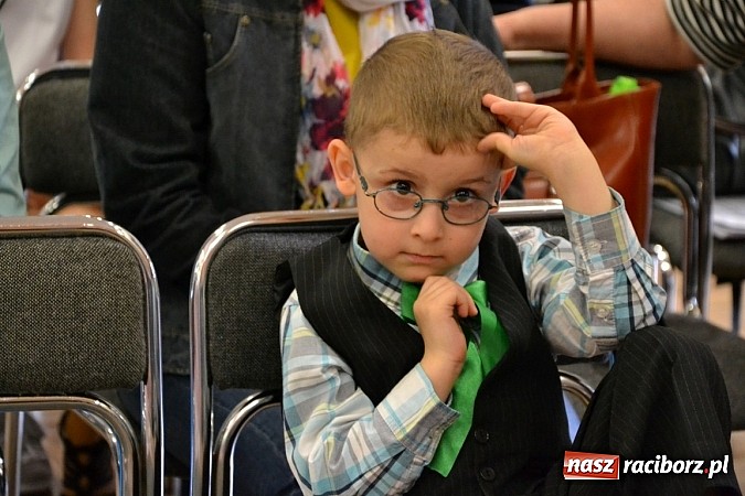 Zdjęcie w galerii na portalu naszraciborz.pl: Przegląd młodych talentów w Tworkowie wiadomości z regionu