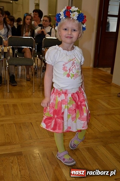 Zdjęcie w galerii na portalu naszraciborz.pl: Przegląd młodych talentów w Tworkowie wiadomości z regionu