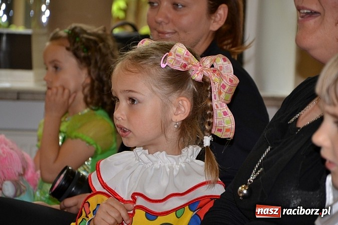 Zdjęcie w galerii na portalu naszraciborz.pl: Przegląd młodych talentów w Tworkowie wiadomości z regionu