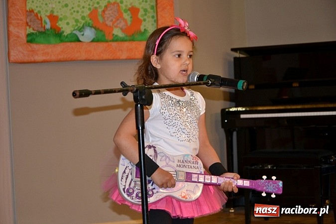 Zdjęcie w galerii na portalu naszraciborz.pl: Przegląd młodych talentów w Tworkowie wiadomości z regionu