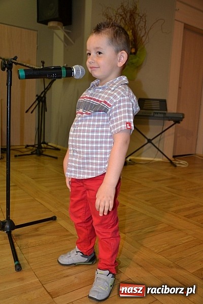 Zdjęcie w galerii na portalu naszraciborz.pl: Przegląd młodych talentów w Tworkowie wiadomości z regionu