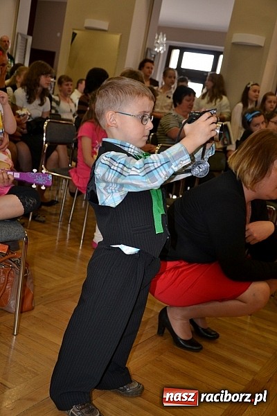 Zdjęcie w galerii na portalu naszraciborz.pl: Przegląd młodych talentów w Tworkowie wiadomości z regionu