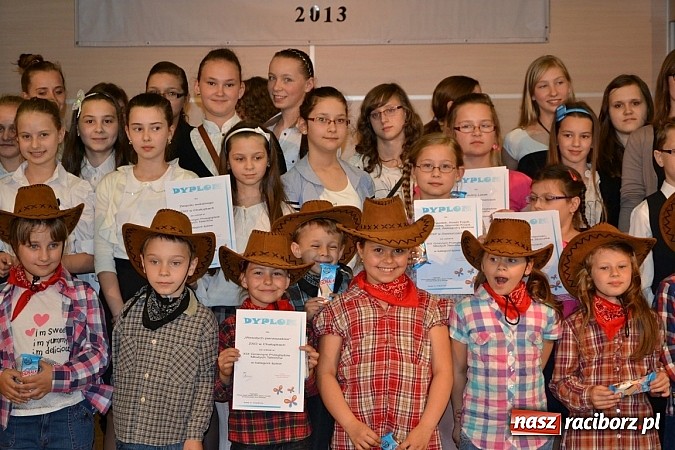 Zdjęcie w galerii na portalu naszraciborz.pl: Przegląd młodych talentów w Tworkowie wiadomości z regionu