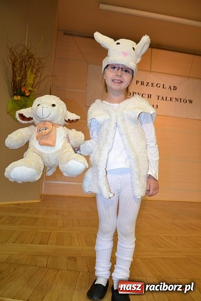 Zdjęcie w galerii na portalu naszraciborz.pl: Przegląd młodych talentów w Tworkowie wiadomości z regionu