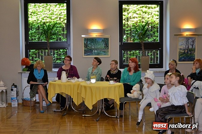 Zdjęcie w galerii na portalu naszraciborz.pl: Przegląd młodych talentów w Tworkowie wiadomości z regionu