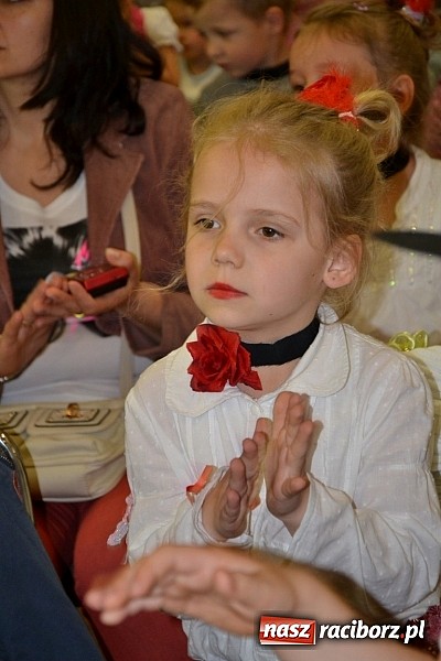 Zdjęcie w galerii na portalu naszraciborz.pl: Przegląd młodych talentów w Tworkowie wiadomości z regionu