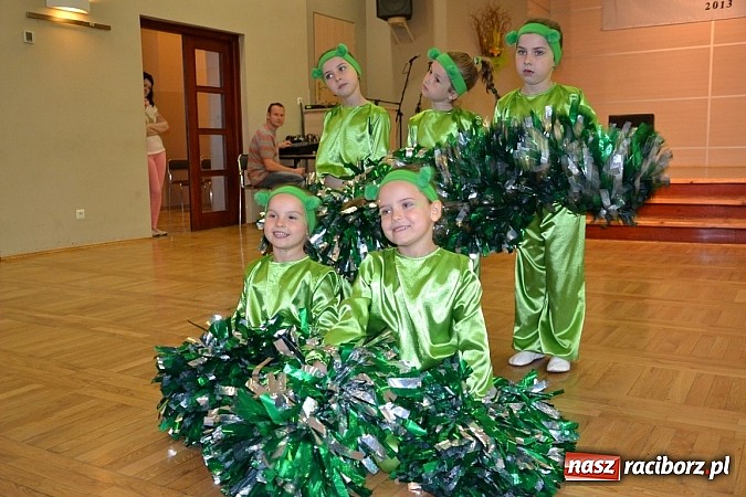 Zdjęcie w galerii na portalu naszraciborz.pl: Przegląd młodych talentów w Tworkowie wiadomości z regionu