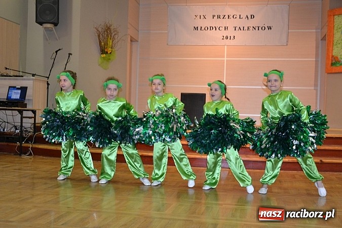 Zdjęcie w galerii na portalu naszraciborz.pl: Przegląd młodych talentów w Tworkowie wiadomości z regionu