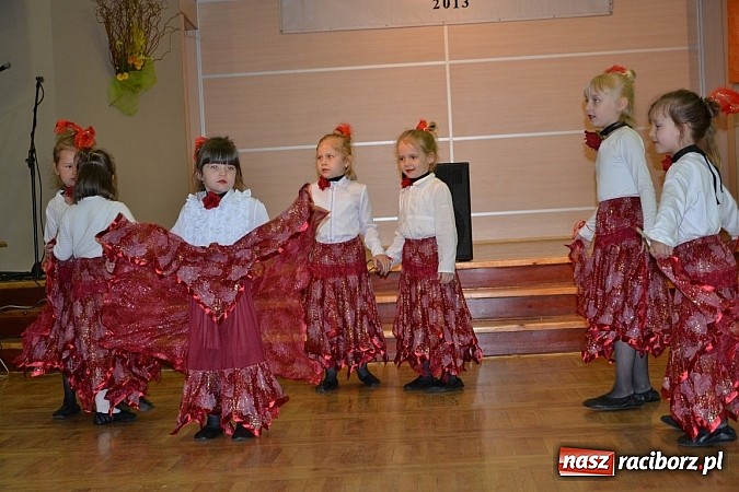 Zdjęcie w galerii na portalu naszraciborz.pl: Przegląd młodych talentów w Tworkowie wiadomości z regionu