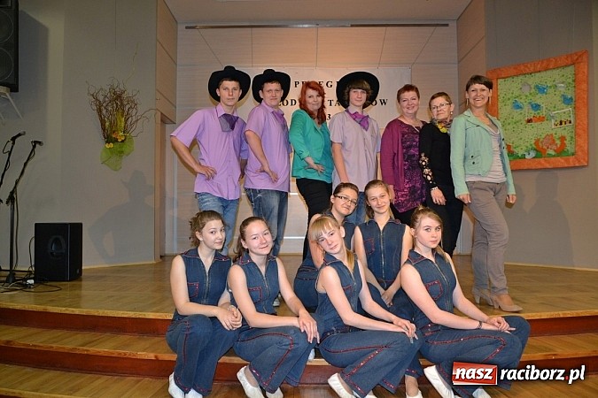 Zdjęcie w galerii na portalu naszraciborz.pl: Przegląd młodych talentów w Tworkowie wiadomości z regionu