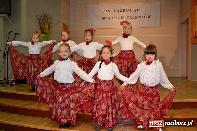 Zdjęcie w galerii na portalu naszraciborz.pl: Przegląd młodych talentów w Tworkowie wiadomości z regionu