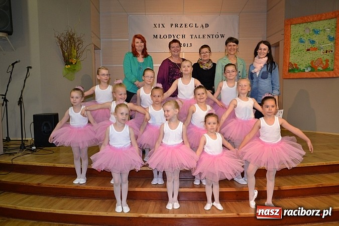 Zdjęcie w galerii na portalu naszraciborz.pl: Przegląd młodych talentów w Tworkowie wiadomości z regionu