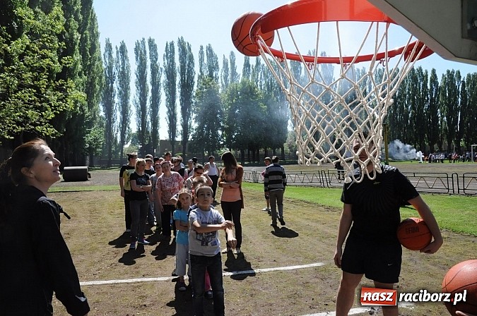 Zdjęcie w galerii na portalu naszraciborz.pl: Igrzyska Sport ku radości z wielką pompą wiadomości z regionu