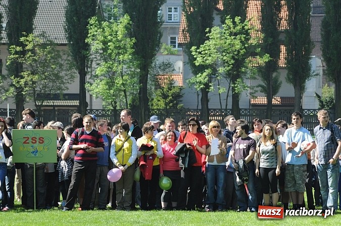 Zdjęcie w galerii na portalu naszraciborz.pl: Igrzyska Sport ku radości z wielką pompą wiadomości z regionu