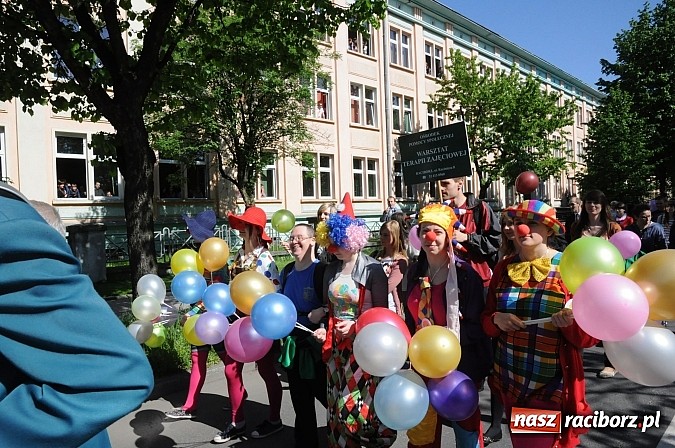 Zdjęcie w galerii na portalu naszraciborz.pl: Igrzyska Sport ku radości z wielką pompą wiadomości z regionu