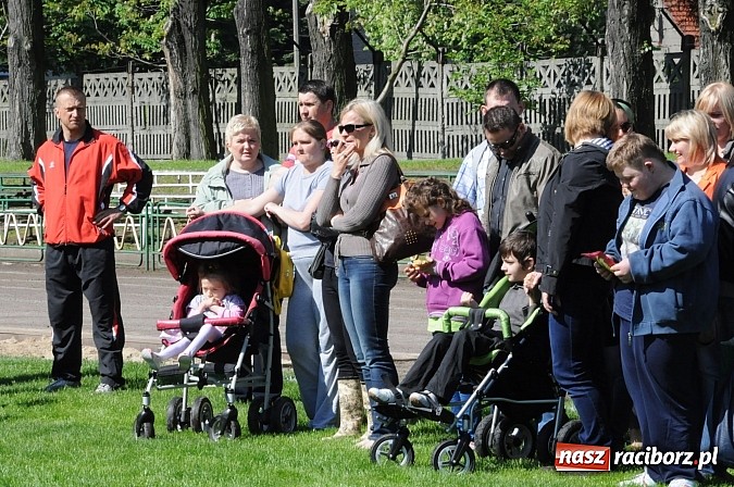 Zdjęcie w galerii na portalu naszraciborz.pl: Igrzyska Sport ku radości z wielką pompą wiadomości z regionu