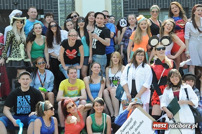 Zdjęcie w galerii na portalu naszraciborz.pl: Raciborskie Juwenalia - przemarsz studentów wiadomości z regionu